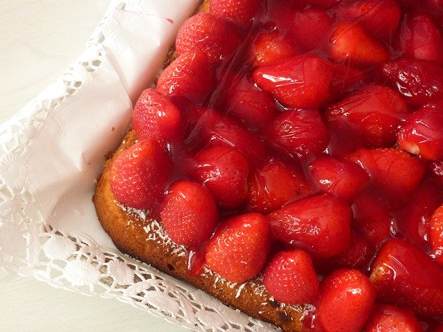 Die Erdbeere – ein köstliches Früchtchen, sie wird als Königin der Beeren bezeichnet.